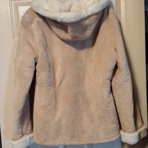 Jacket - Picture 1 of 2